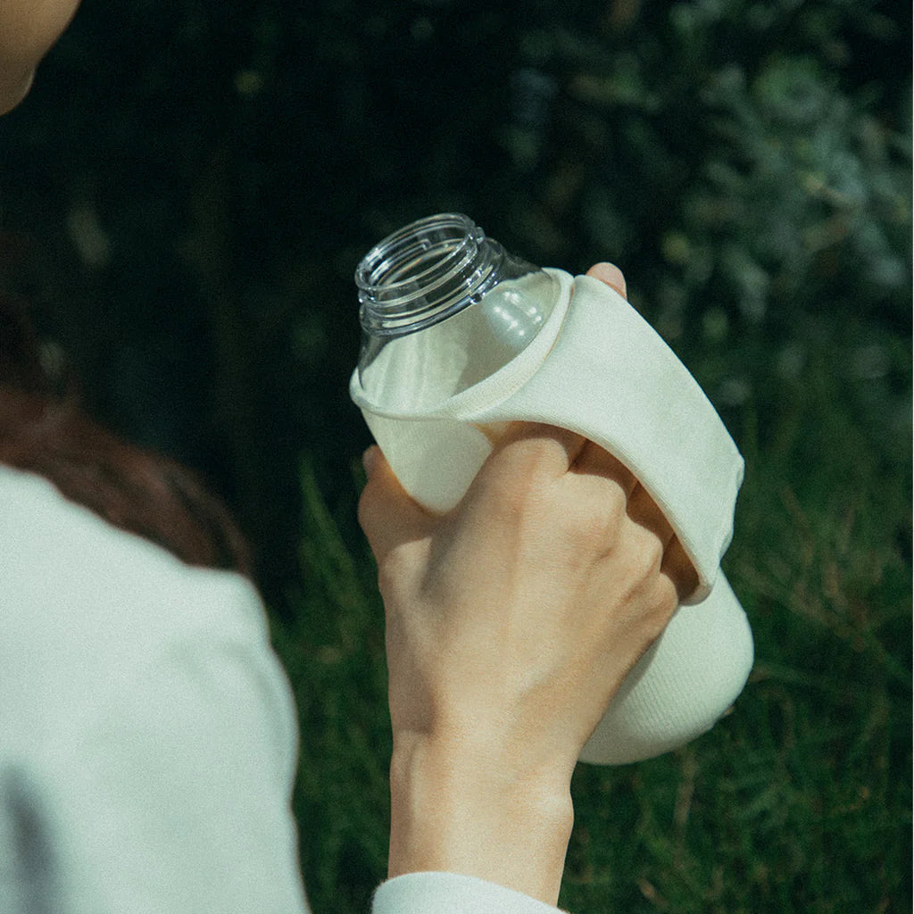 KINTO FUTO BOTTLE WRIST BAG NL  IVORY 1