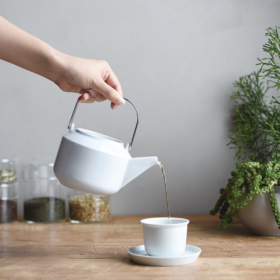  KINTO LT TEAPOT 600ML / 20OZ  WHITE 1