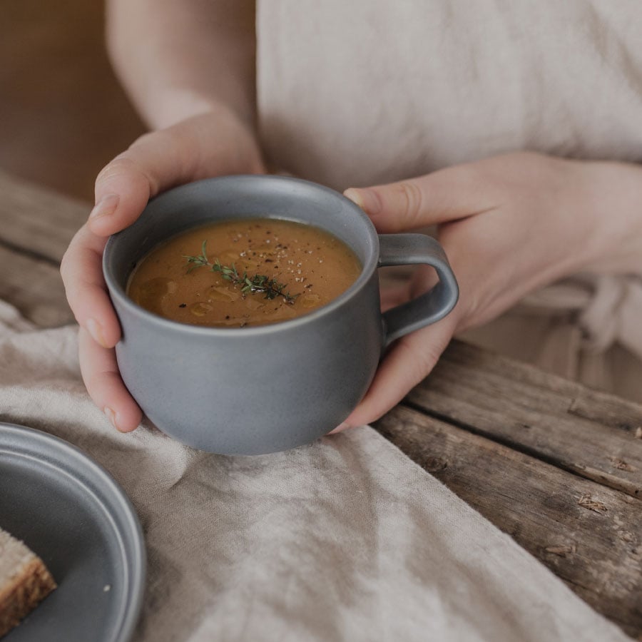  KINTO FOG WIDE MUG 320ML / 10.9 OZ  DARK GRAY
