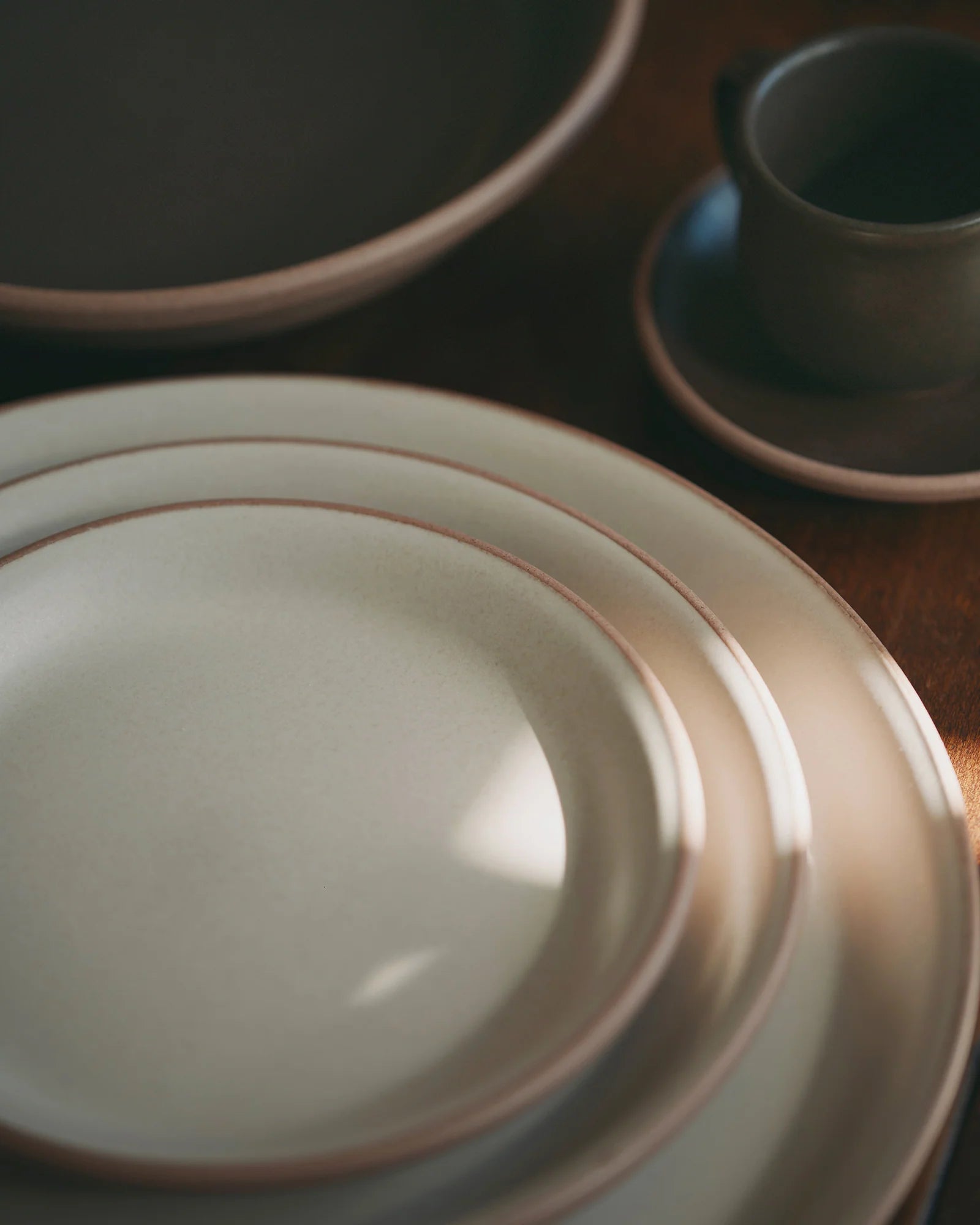 Rich expression born from the material