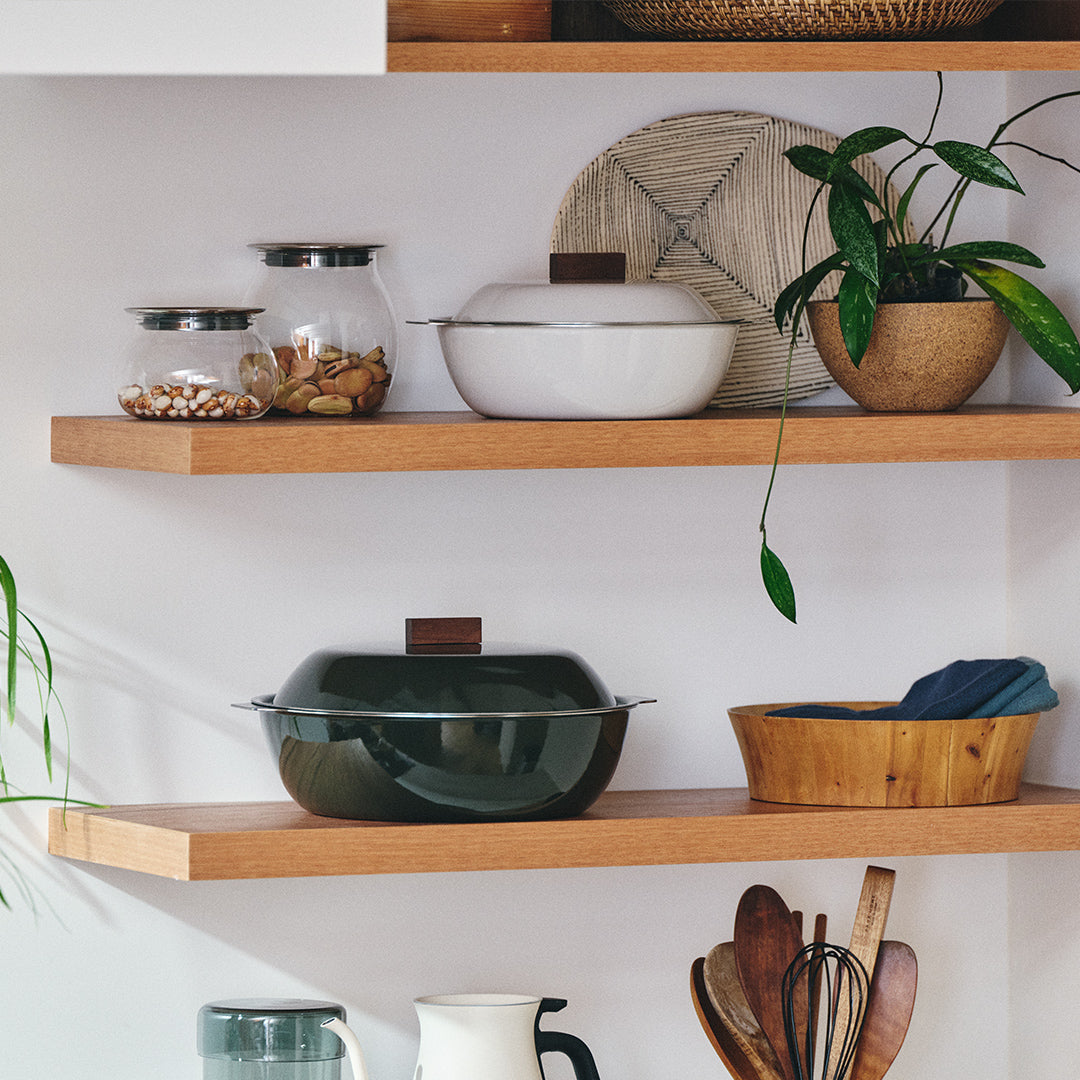 KAKOMI IH enamel pot 2L – KINTO USA, Inc