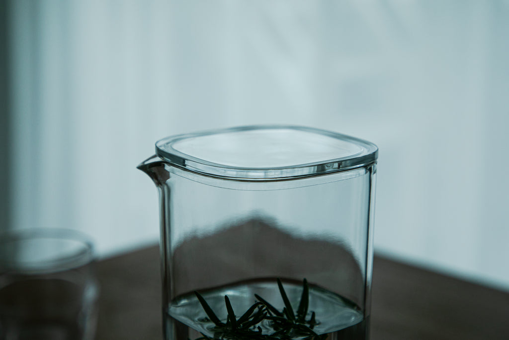KINTO OVA WATER CARAFE CLEAR THUMBNAIL 2