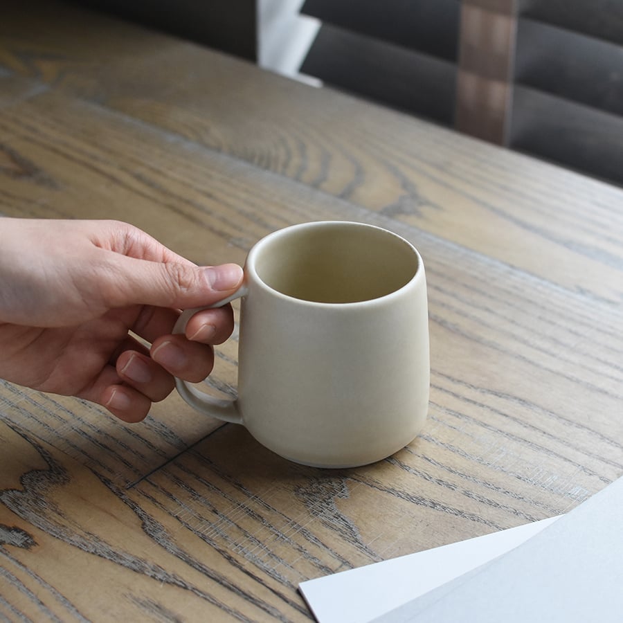 KINTO RIPPLE MUG 250ML / 9OZ  BEIGE 1