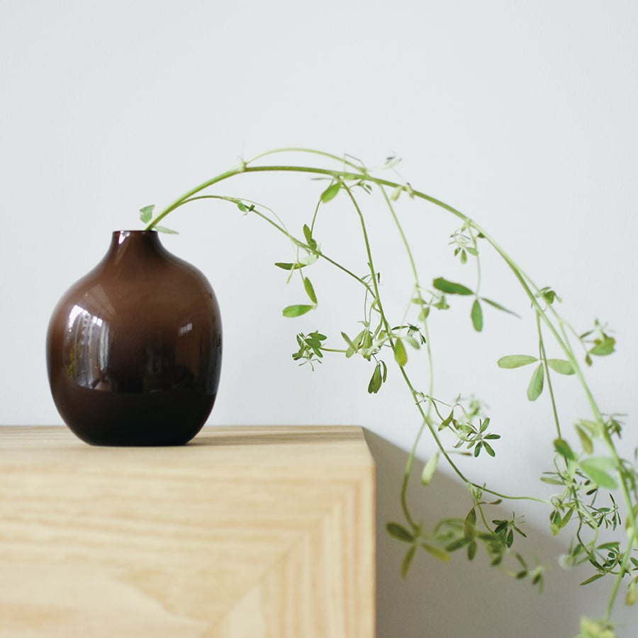  KINTO SACCO VASE GLASS 02  BROWN 6